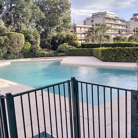 Chateau De La Pinede Juan-les-Pins Extérieur photo
